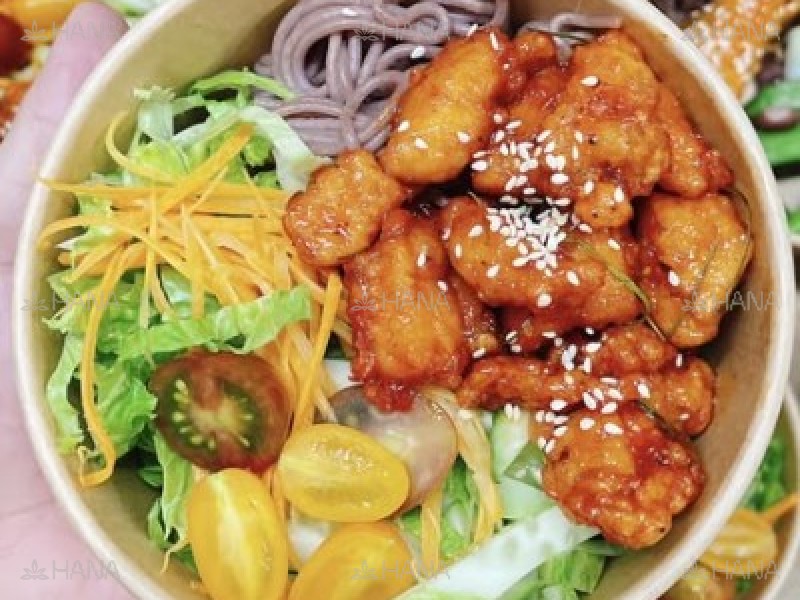 Bún Lứt Gà Xốt Chua Ngọt