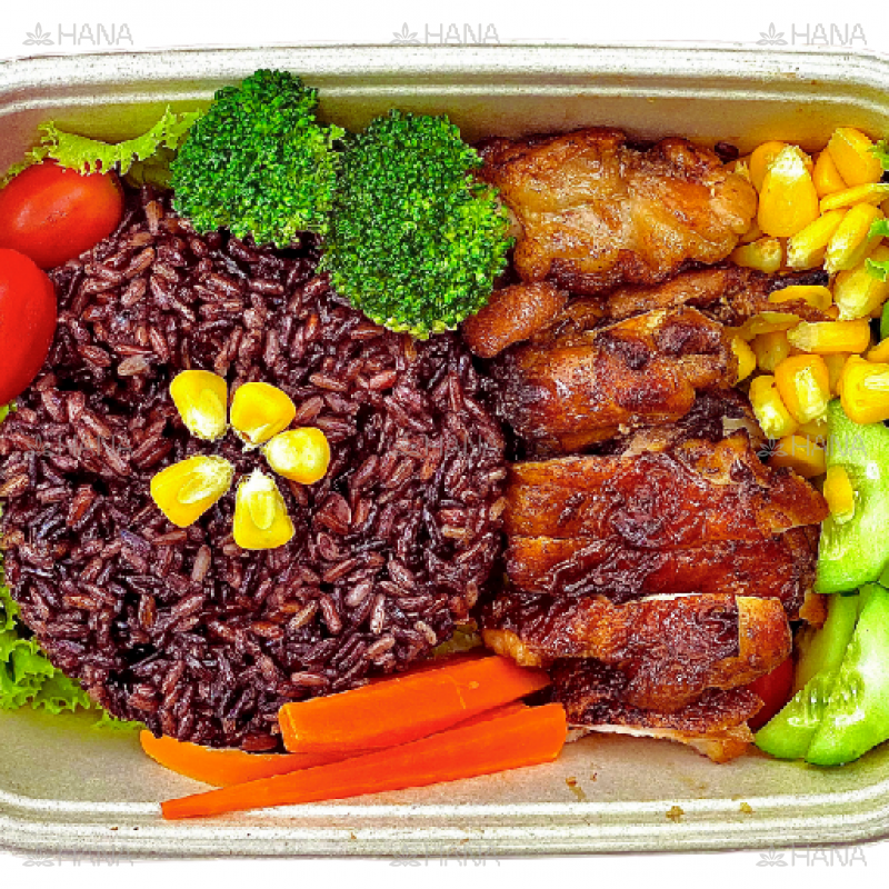 Cơm Gạo Lứt Ức Gà Áp Chảo Sốt Wafu